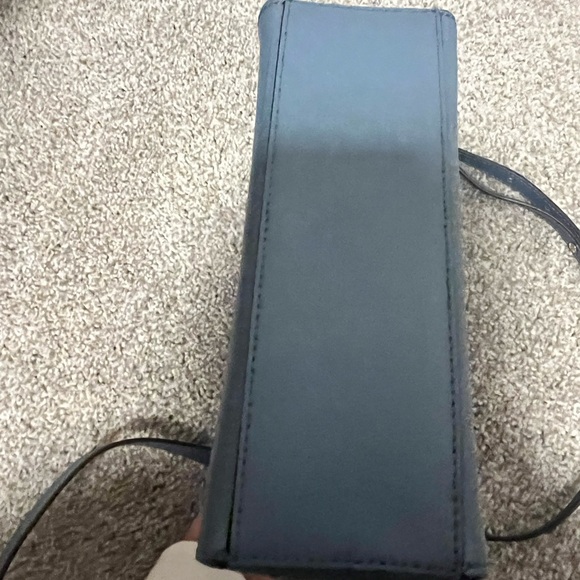 Michael Kors Rivington Studded Medium Messenger Bag Blue - Picture 3 of 12